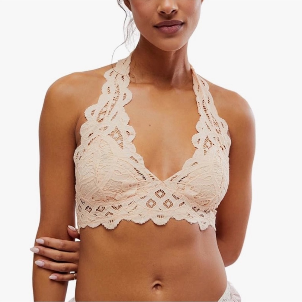 NWT Free People Adella Lace Halter Bralette Lace Scallop Pull- On Backless White